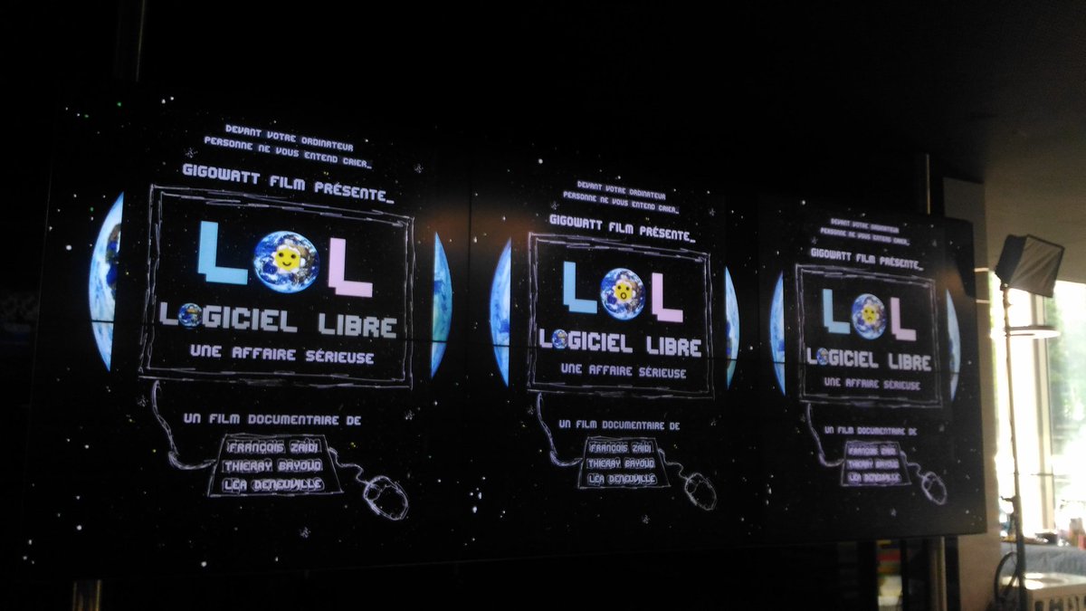 Rayna ¯\_(ツ)_/¯ 😷🤓🧬🇪🇺👩‍💻📚✍️ tweet media