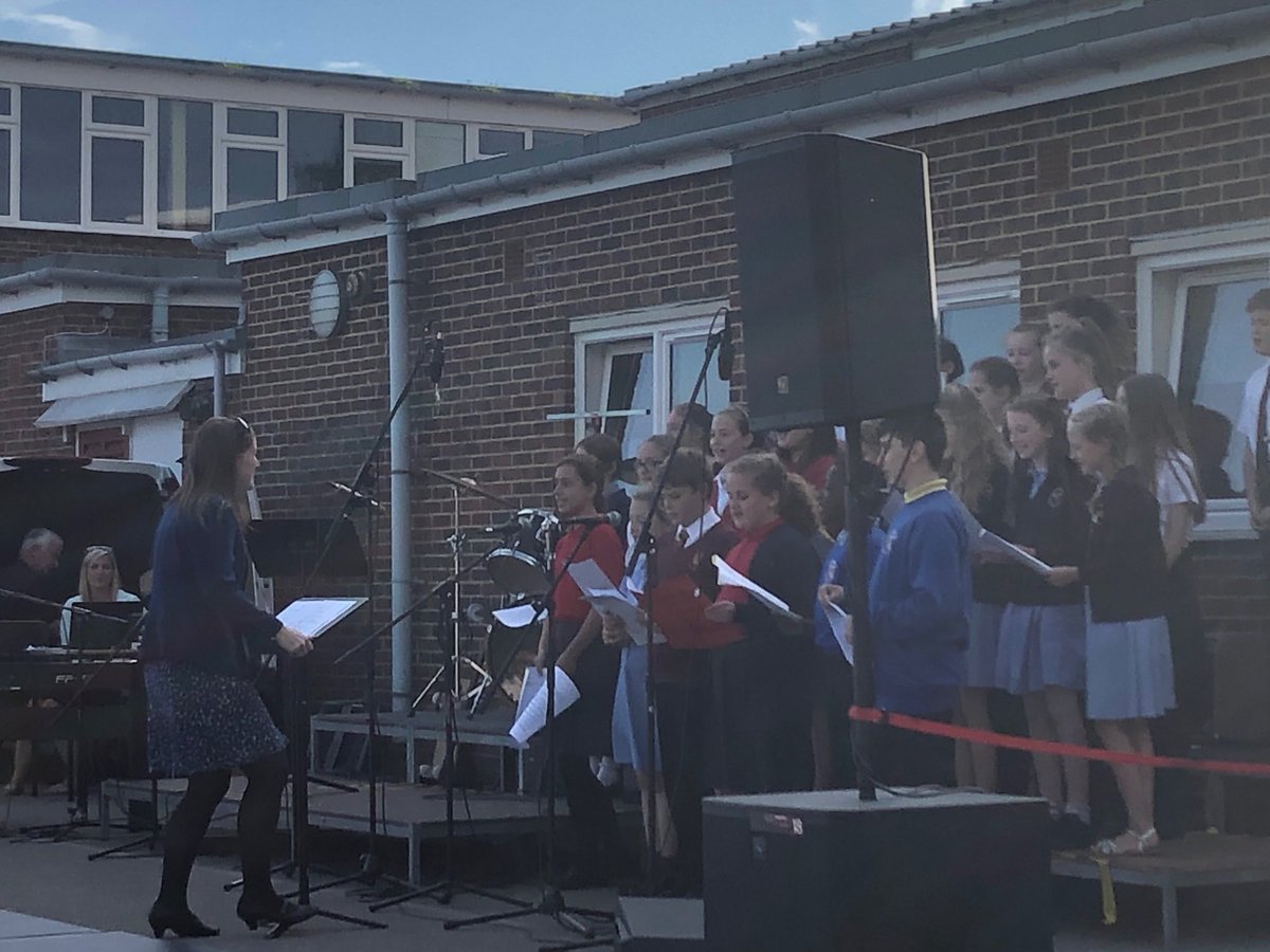 PhilipHowardCHS's tweet image. Loving the inaugural transition choir.  Such brave and talented students joining us in Year 7 in September.  #thefutureisbright