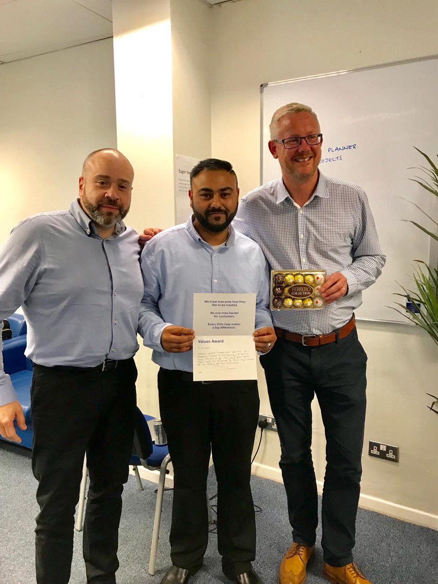 bijunairr's tweet photo. Getting Recognised not happen every day  ,and when it come from CEO through the hands Store Director and Area Manager it became a Memorable one
Proud moment for My shop and my team
Well done Minesh for His service award #team5775#team 908 .. https://t.co/cqlH6EcGpX