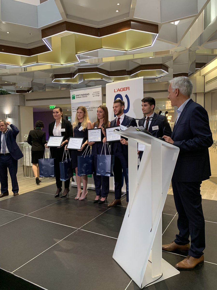 AgefiEvents's tweet photo. #GPPJD
Le 1er prix du « Grand Prix du Master » est décerné aux étudiants du Master 2 Droit de la Banque et des Opérations Patrimoniales @univamu https://t.co/yzUJpYX0Ux