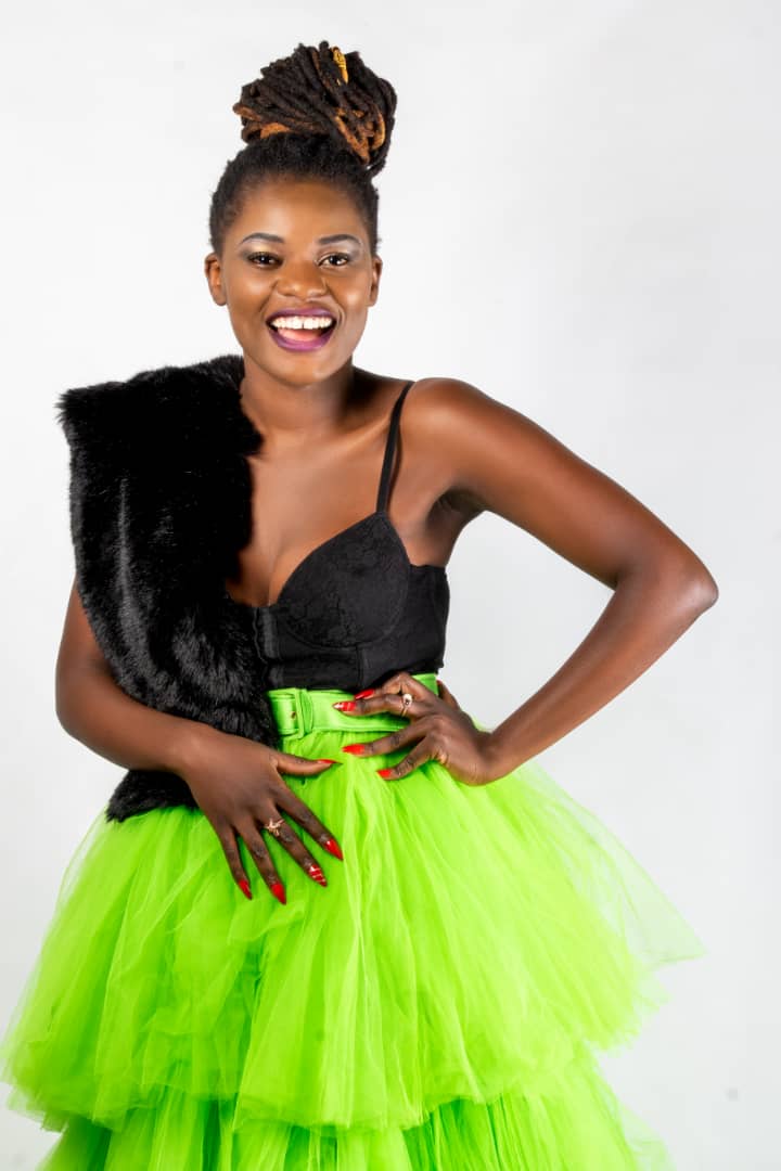 Fashion Police 3 is 
<a href="/sanahdesigns/">Sanah Designs</a> 
<a href="/sanahmamthue/">saneliso mpofu</a>

#RoilBAA19 HOSTS reveal
#UyezaNa
#RoilBAA19

<a href="/EmmaNxumalo/">NguniPrincess</a>
<a href="/hlengiwe_mt/">Kumkaness 🇿🇼</a>
<a href="/t1ndaZW/">#EarthenVessel</a> 
<a href="/loraine_sibanda/">Loraine Sibanda</a>
<a href="/sammy_bie/">Samantha Patsons</a>
<a href="/sanahdesigns/">Sanah Designs</a> 
<a href="/sanahmamthue/">saneliso mpofu</a>
<a href="/iyanda263/">Iyanda263</a>
<a href="/zarah_byo/">Zarah Lounge</a> 
@CulxureMagZim 
<a href="/RaisedonB/">Raisedon Baya</a> 
<a href="/Mbazoz/">Mambazo</a> 
<a href="/ThandozSpecial/">Thandoz Specialists</a>