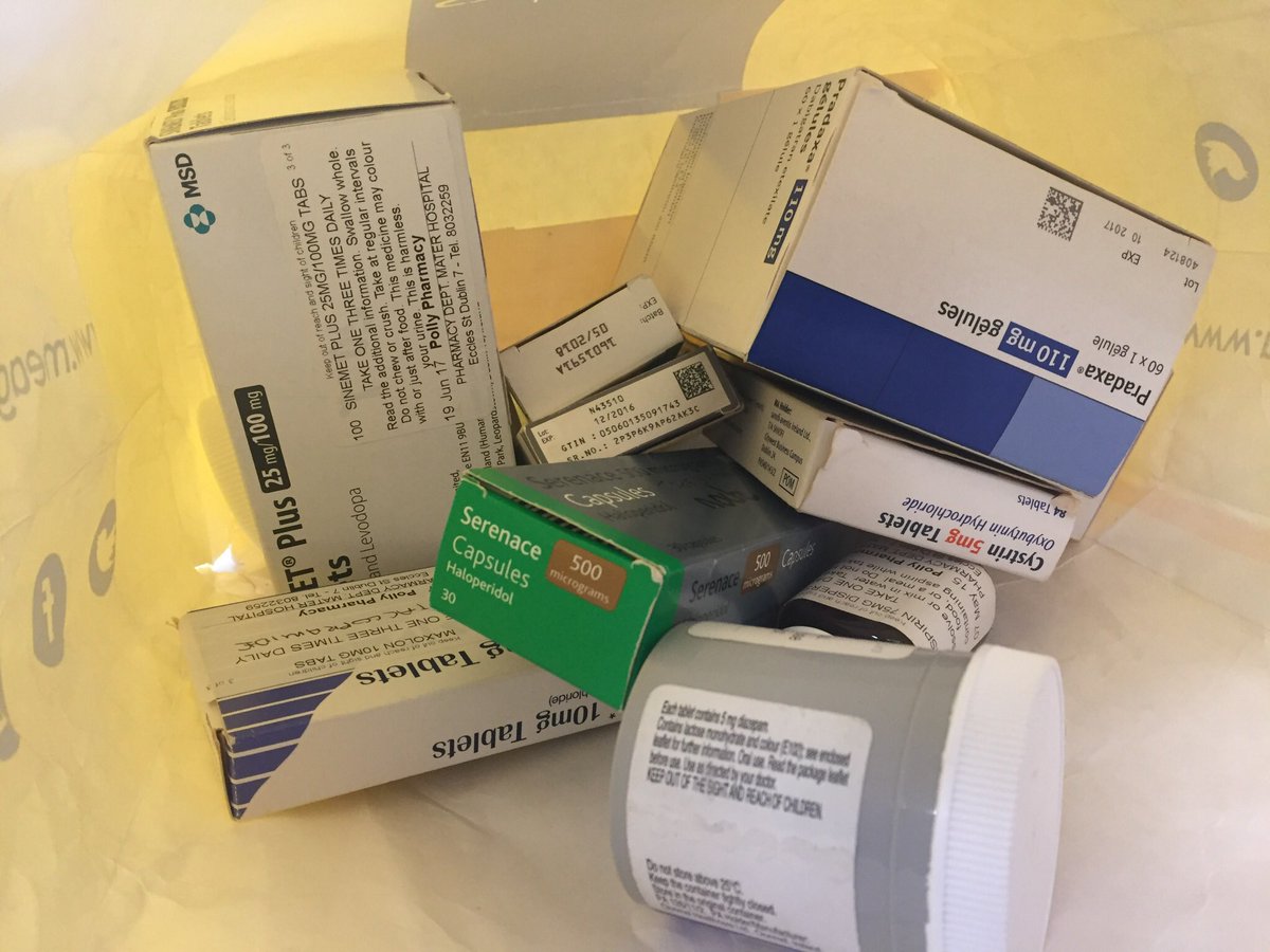 lilycogan's tweet image. Spent this afternoon in Mater Hospital examining @UCDMedicine students 

Polypharmacy #OSCE Station💊 Excellent understanding of drug interactions &amp;amp; adverse drug reactions &amp;amp; use of #STOPPSTART 

Well done students &amp;amp; teachers 👏👨‍⚕️👩🏼‍⚕️💊😊🇮🇪