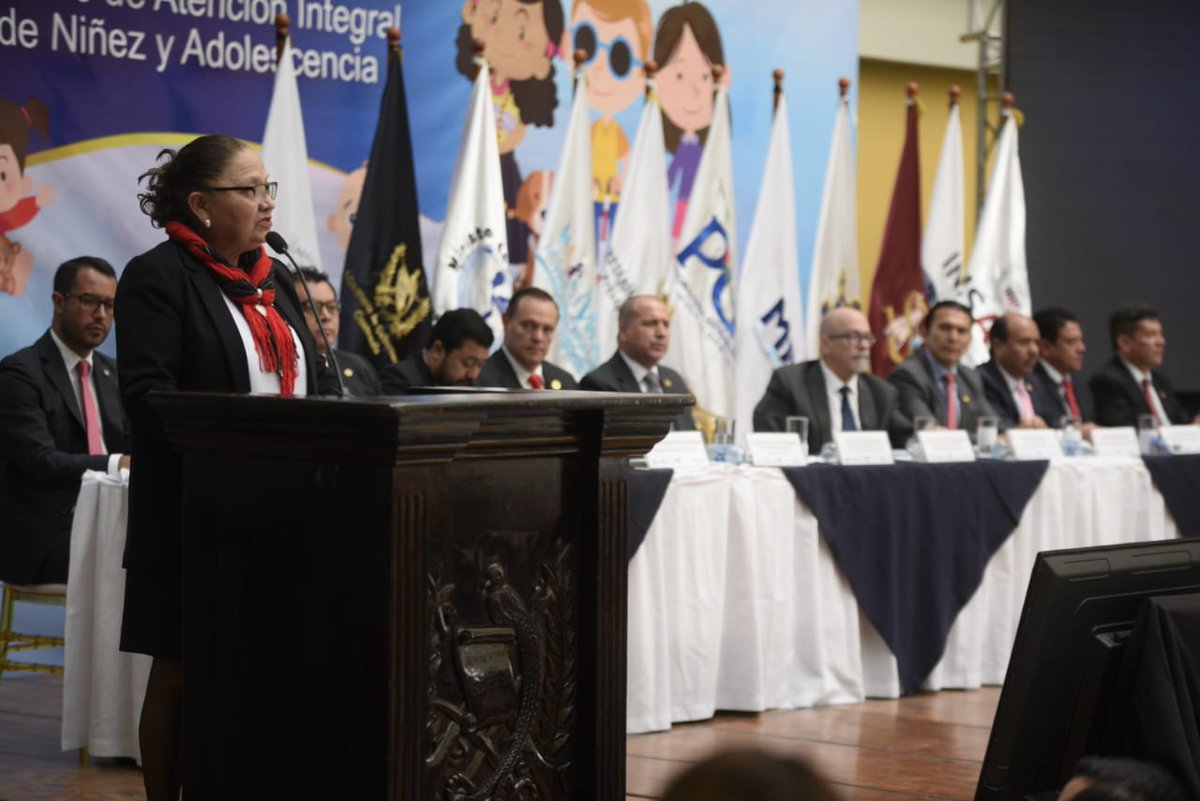 JoseDavidLV's tweet photo. La Fiscal General, María Consuelo Porras, dice que se han "tomado acciones" por las irregularidades denunciadas durante la jornada electoral. 

@soy_502 https://t.co/AKrYEH7PSS