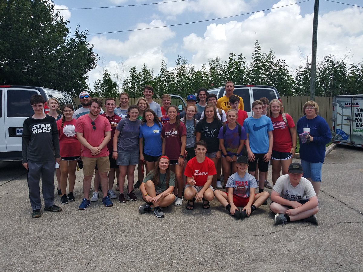 Incredibly grateful for how God used the youth from Cedar Crest Baptist Church this week for <a href="/wearewestbank/">West Bank Baptist</a>. They canvassed over 1200 homes and had several positive responses we will follow up with in the coming days! <a href="/pillarnetwork/">The Pillar Network</a> <a href="/sendneworleans/">Send New Orleans/SN Church Planting Center</a> <a href="/JoinNOBA/">NOBA</a> @whosyour1_