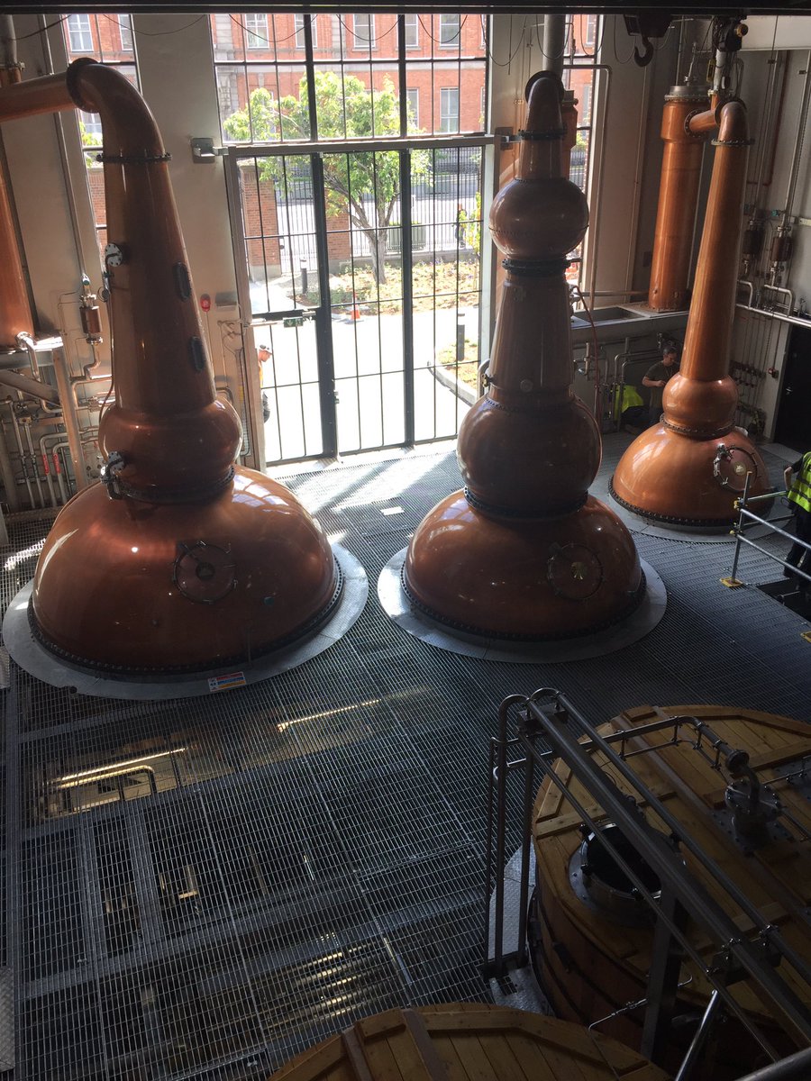 LiamTourismEire's tweet photo. #WhiskeyMaker @DiageoIreland https://t.co/RZCcbV1PQ4 Lora Hemy introducing her three copper stills: Vision, Vertue and Valour to US media guests of @IrishWhiskeyAsc. In @VisitDublin to @DiscoverIreland and #WhyIrishWhiskey is such a global success in premium spirits. https://t.co/EvwEDGyoSL