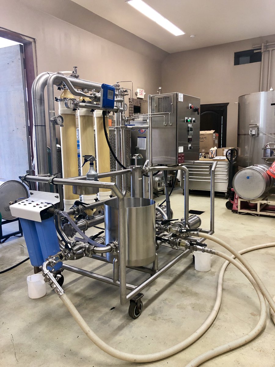 Today we filtered our 2018 Beacon Hill Vineyard Chardonnay! ✨ #winefiltration #wvwines