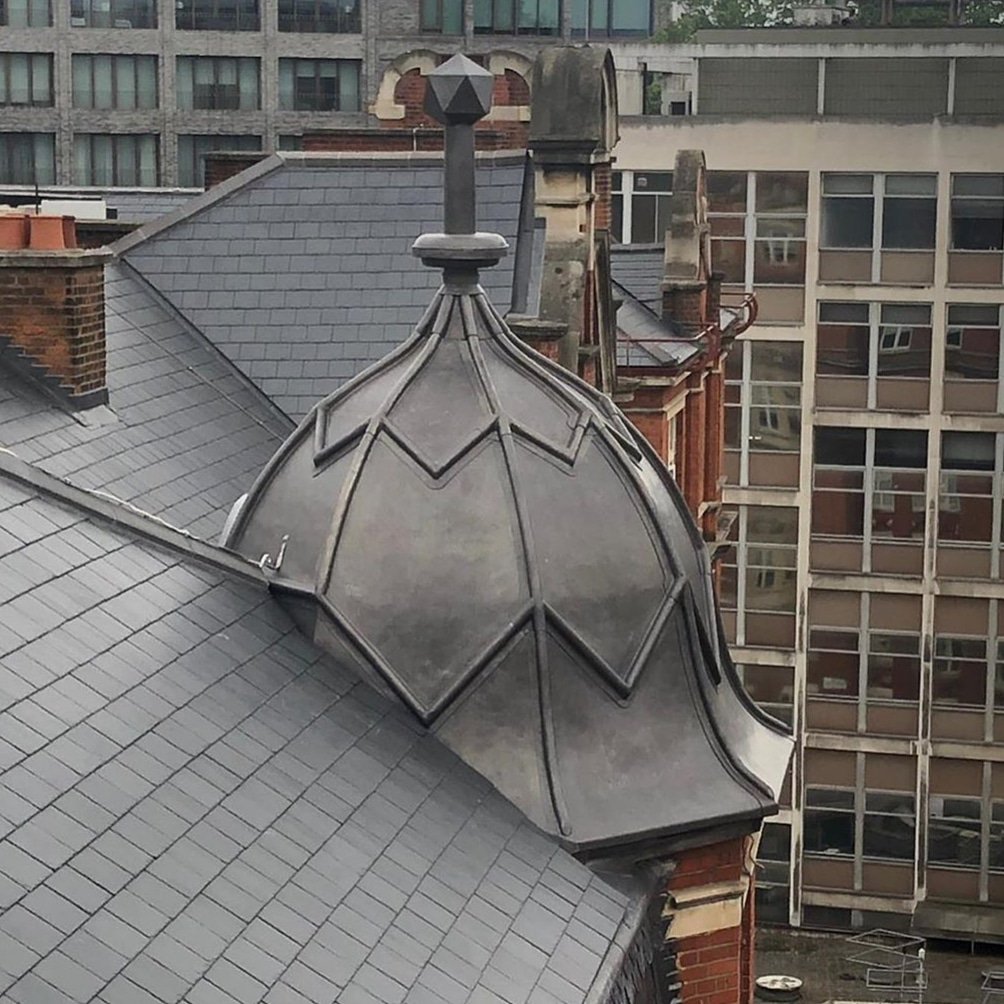 and_cottage's tweet photo. @RoofingToday A photo of the finished project. https://t.co/qxEmRmxavV