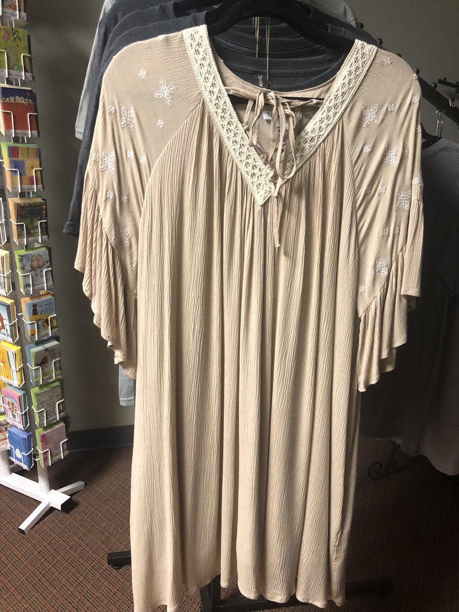 shopradiance256's tweet image. We love this gorgeous, plus size top! 😍 #killenalabama #killenal #florenceal #shopping #shophappy #plussizefashion #tops