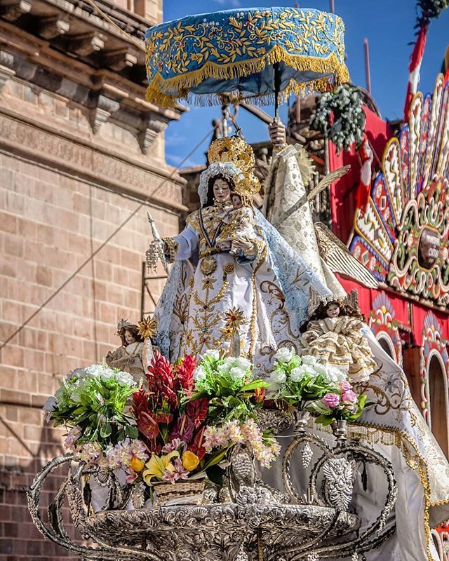 JPElSous's tweet photo. La última imagen en añadirse al cortejo del Corpus cusqueño en pleno siglo XX fue la Virgen de los Remedios, procedente del Monasterio de Santa Catalina. #cusco #igerscusco #peru #barroco #baroque #barocco #barock #arte #art #virreinato #colonial #iglesi… https://t.co/9ItlfTQwlt https://t.co/PO0wPb8ULh
