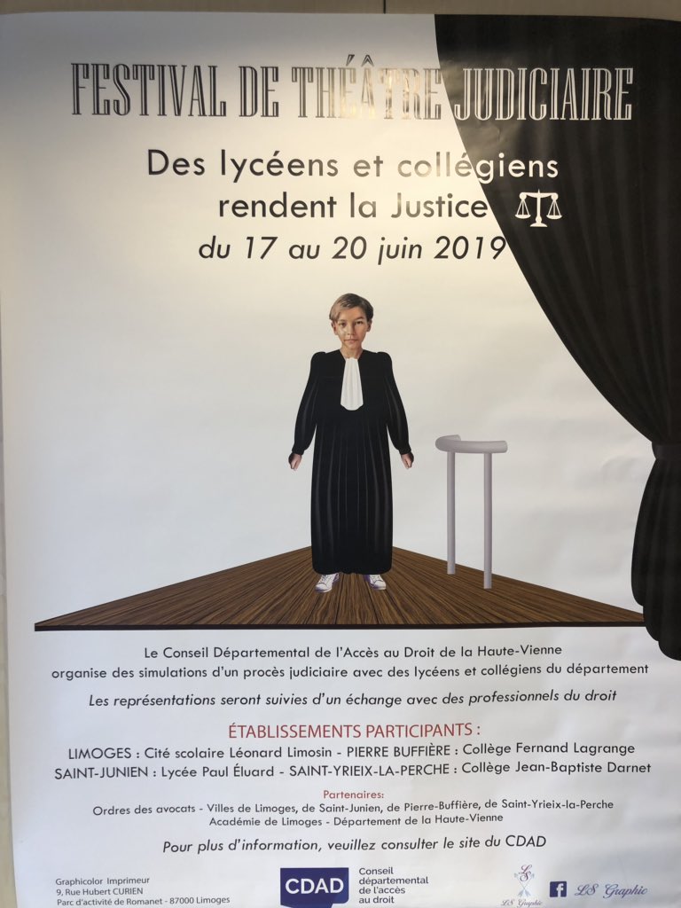AnneLaude1's tweet photo. Très fière de la prestation des élèves de 4eme du collège F.Lagrange ce soir. Ds le cadre du festival du théâtre judiciaire, ils ont reconstitué un procès sur le #harcèlement avec brio.Un grand bravo à eux. Merci  à leurs enseignants de leur avoir fait découvrir tous ces métiers https://t.co/AiFH6xHqUY
