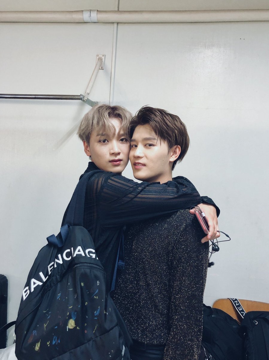 shineldh's tweet photo. they look so beautiful omg:(( https://t.co/XXJy9IXL3a