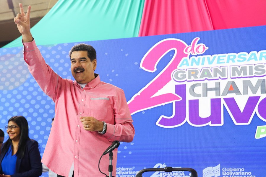 #NotiMinhvi || Chamos de la Gran Misión Chamba Juvenil recibieron empresas textiles en su segundo aniversario bit.ly/EmpresasTextil…
<a href="/IMVillarroel/">Ildemaro Villarroel Arismendi</a> 
#VenezuelaEsPazYProtección