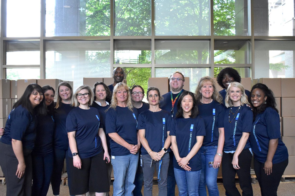 MDTFoundation's tweet image. Today was the Medtronic Foundation team's turn for a Project 6 event. We helped pack kits filled with critical hygiene items to be deployed when the next disaster occurs. It was high energy, productive, and FUN. #Project6