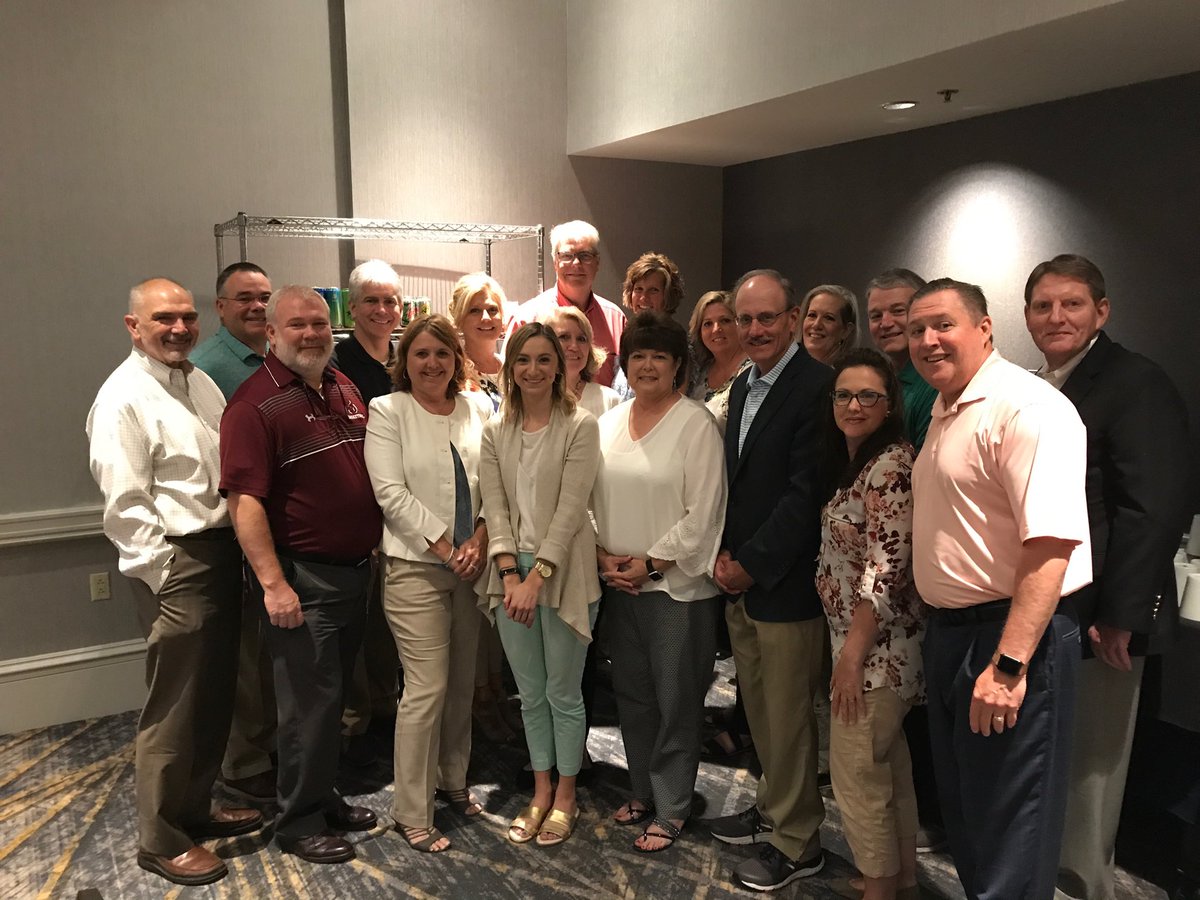 TNEducConsult's tweet image. Fine, fine looking group of TOSS friends planning a great year for ALL of our TN Supts. @tosstn1975