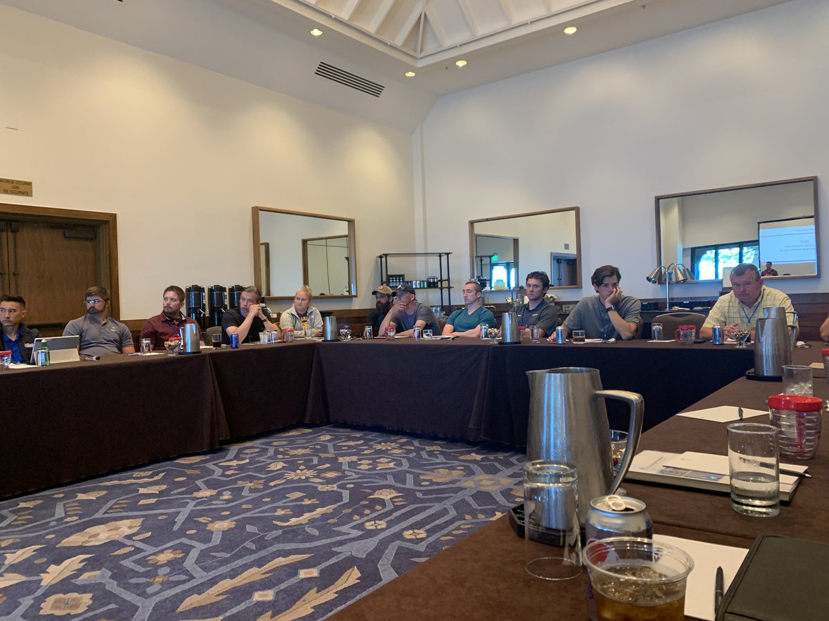 sstiebrs's tweet photo. @UnitedEggProd Today’s Taskforce Reports and Strategic Workshops. What a great 3 days it’s been building relationships and working with these amazing Future Leaders. Thank you to all the sponsors and staff who support and believe in all of us. #UEPFLC https://t.co/bgJRsPEC2c