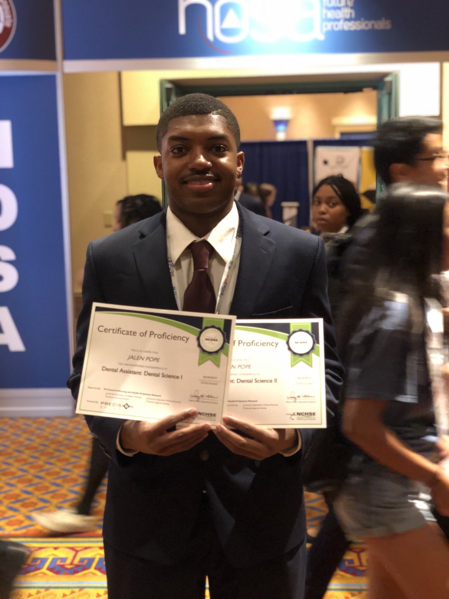 mayjanedavis's tweet photo. When they offer free certifications, these kids take and pass #ALLTHETESTS so proud!#HOSAilc2019 @PrecisionExams #dentalassisting #techcenterpride @TechCenterVB @vbschools @TCE_VBCPS https://t.co/aIKOj4mj2l
