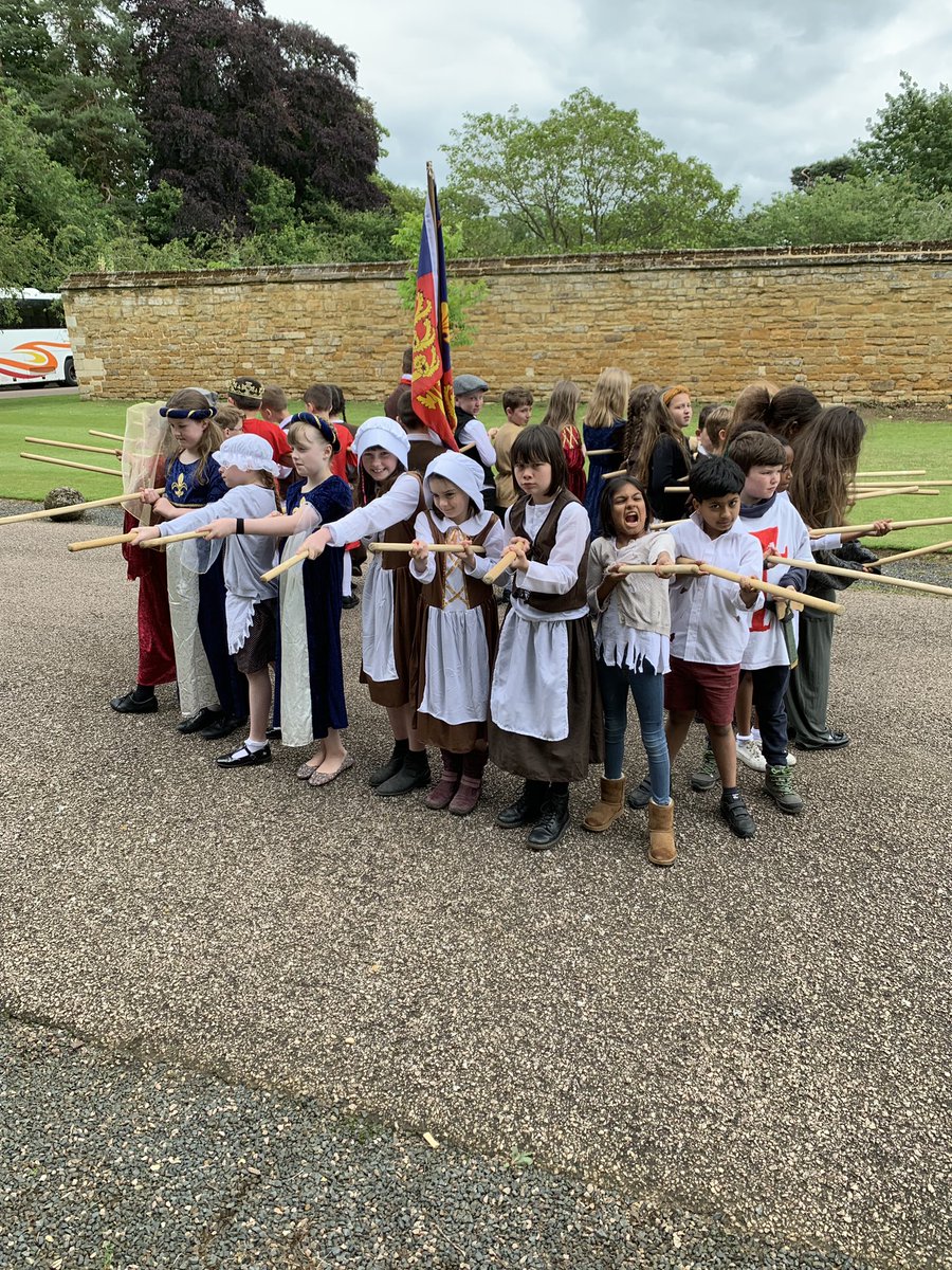 MrmastersM's tweet photo. We really enjoyed our Pike Drill training this afternoon - definitely ready for battle! #TudorDay https://t.co/O2VnaLlB88