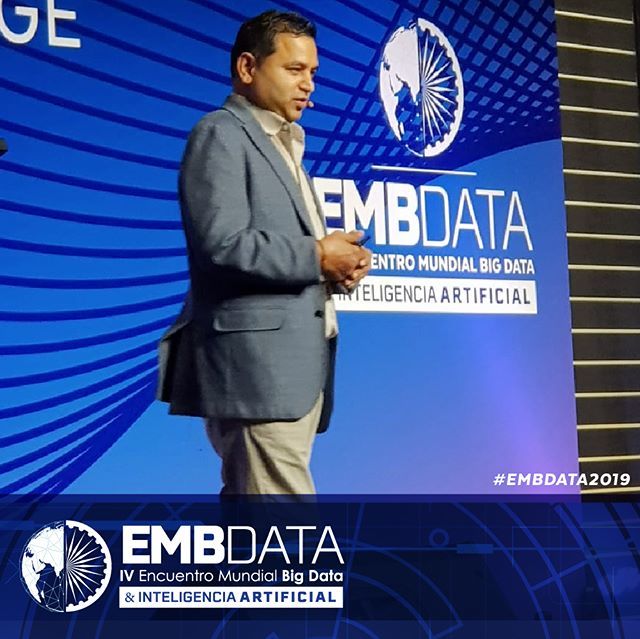 EMBdata's tweet photo. #embdata2019 La conferencia más exitosa en el Festival de Cannes 2019
RAVINDRA VELHAL - INTEL GLOBAL CONTENT TECHNOLOGY STRATEGIST.
Ushering in the era of next generation Immersive Cinema: Where Storytelling meets technology.
https://t.co/iM5dhBiR96