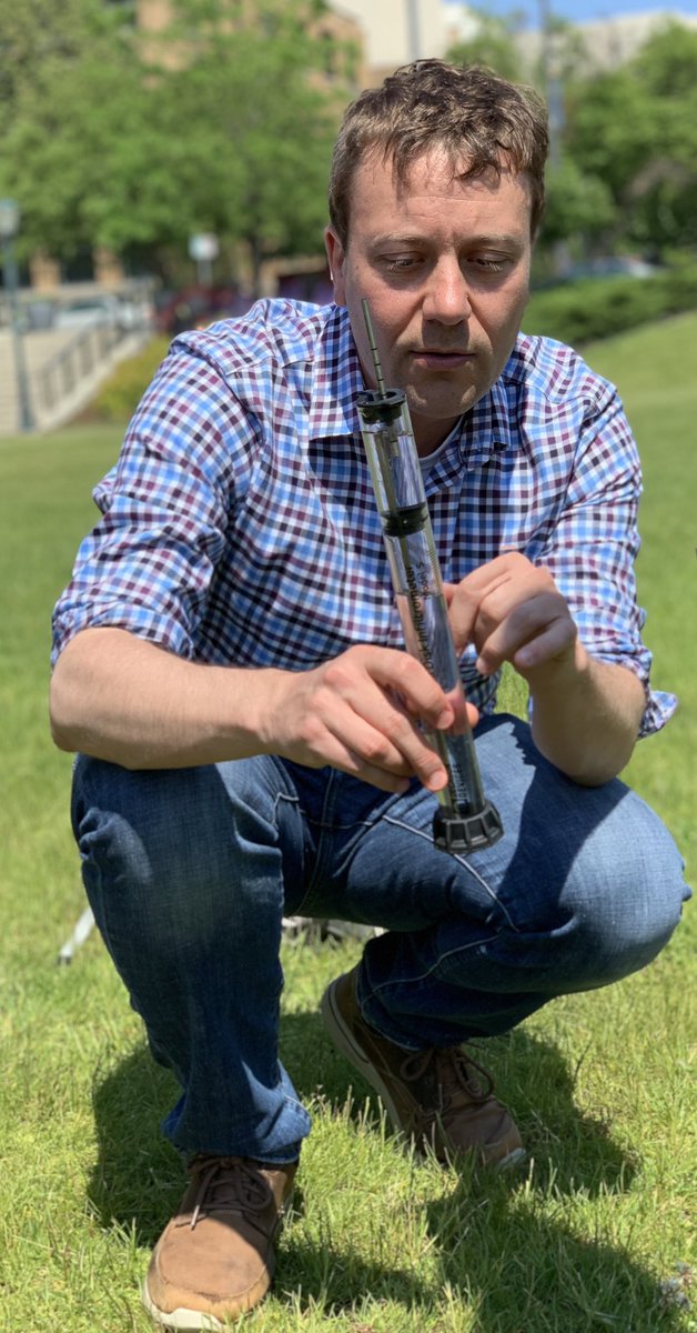JulieMu81826295's tweet photo. Thanks Dr. Tony Parolari for teaching our Engineering Leadership Academy students all about hydraulic conductivity! #WeAreMarquette #MUEngineering https://t.co/R5RNwU9tMM