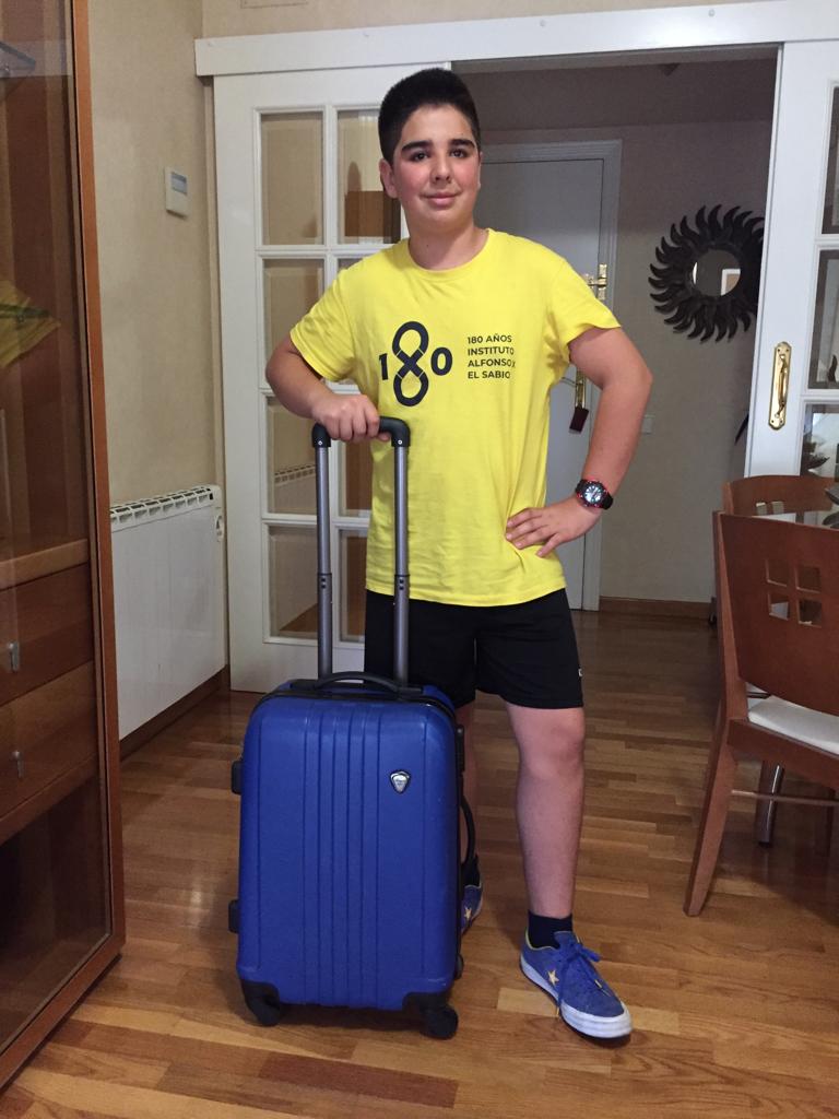 VoyageEyes's tweet photo. equipo #VoyageEyes_acc PREPARADO para @audicreafinal2019 @audicrea @audispain 
y ahora a dormir 😴
Gracias MURCIA, amigos, aupairs, familias, mil gracias por ayudarnos https://t.co/dWYoEIPBfD