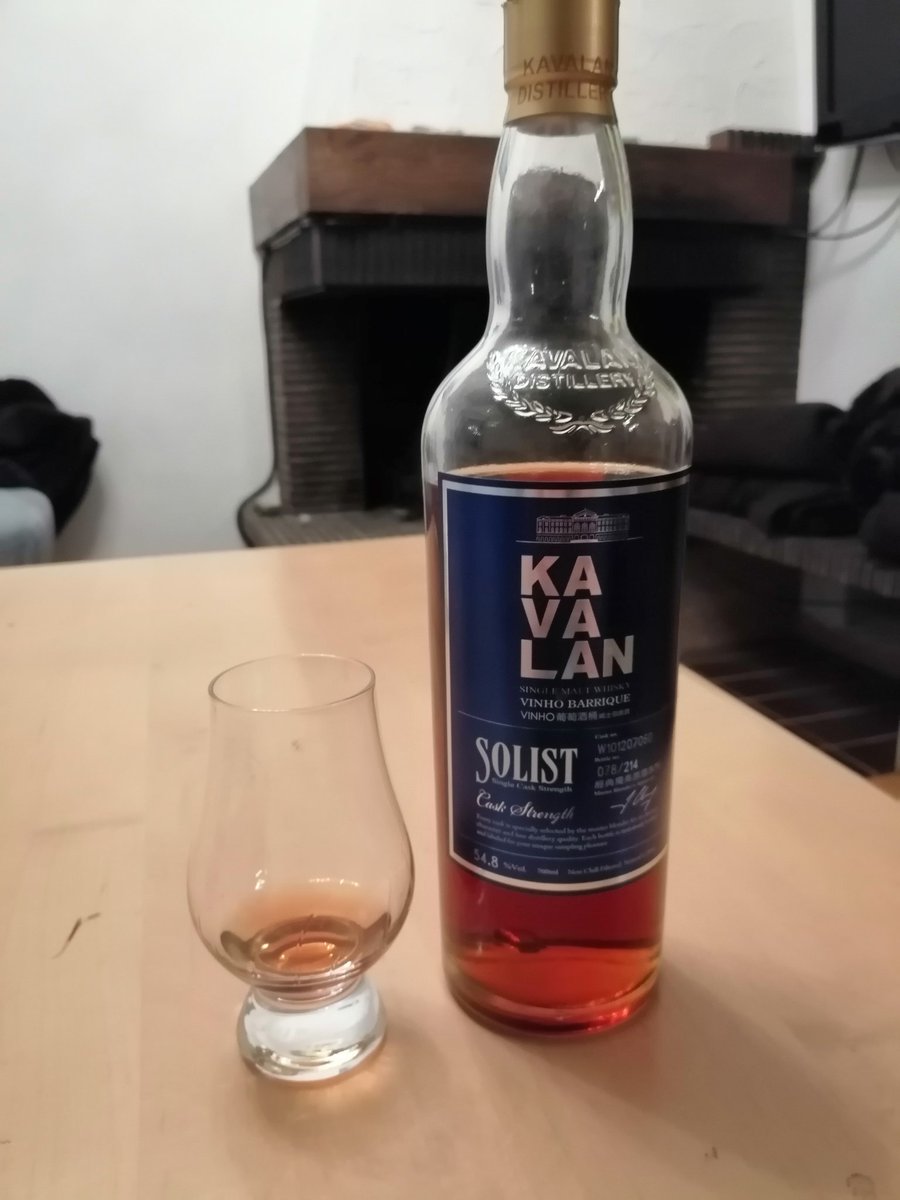 Bu akşam <a href="/WhiskyMonster_/">Whisky Monster 🥃</a> 'ın mahallesine konuk oluyorum