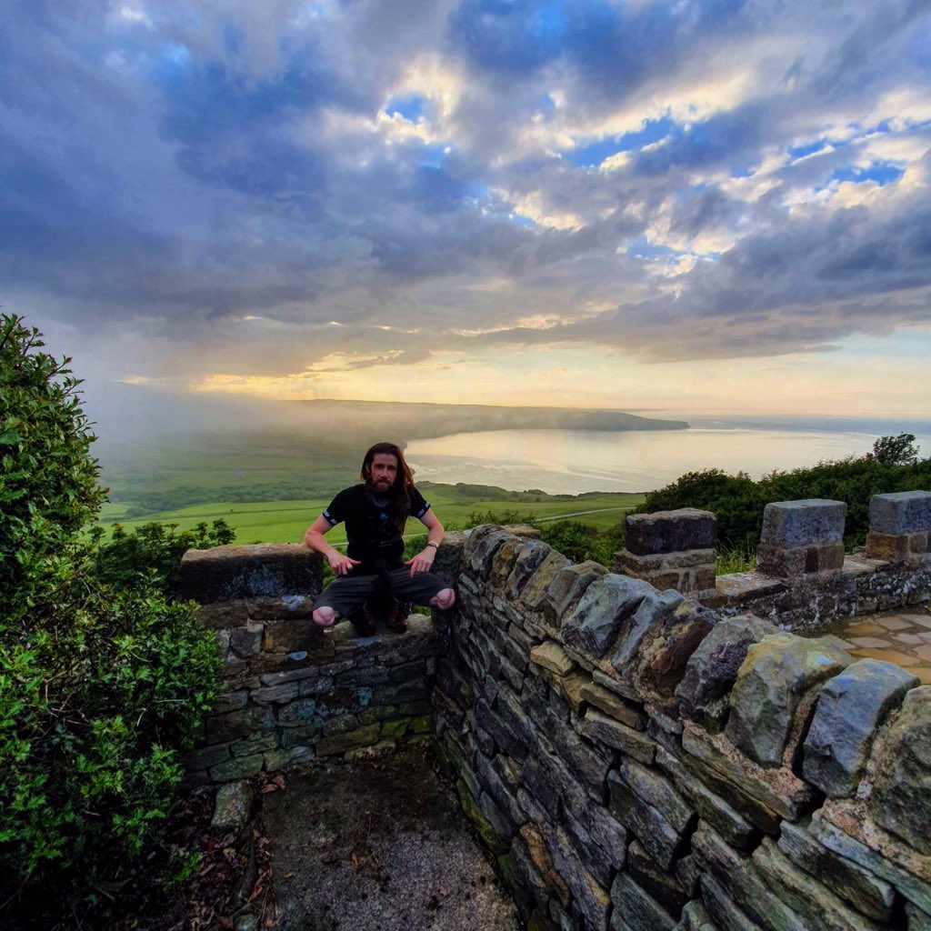 Trail_noob89's tweet photo. What a fantastic way to spend my birthday in the saddle on a @Trail_Explorers ride out to #RavenScar what a truly breath taking view #MTBlife #trailexplorers #mtb #orbea #myorbea #northyorkshire #northyorkshiretrails https://t.co/JukOlQ9GDZ