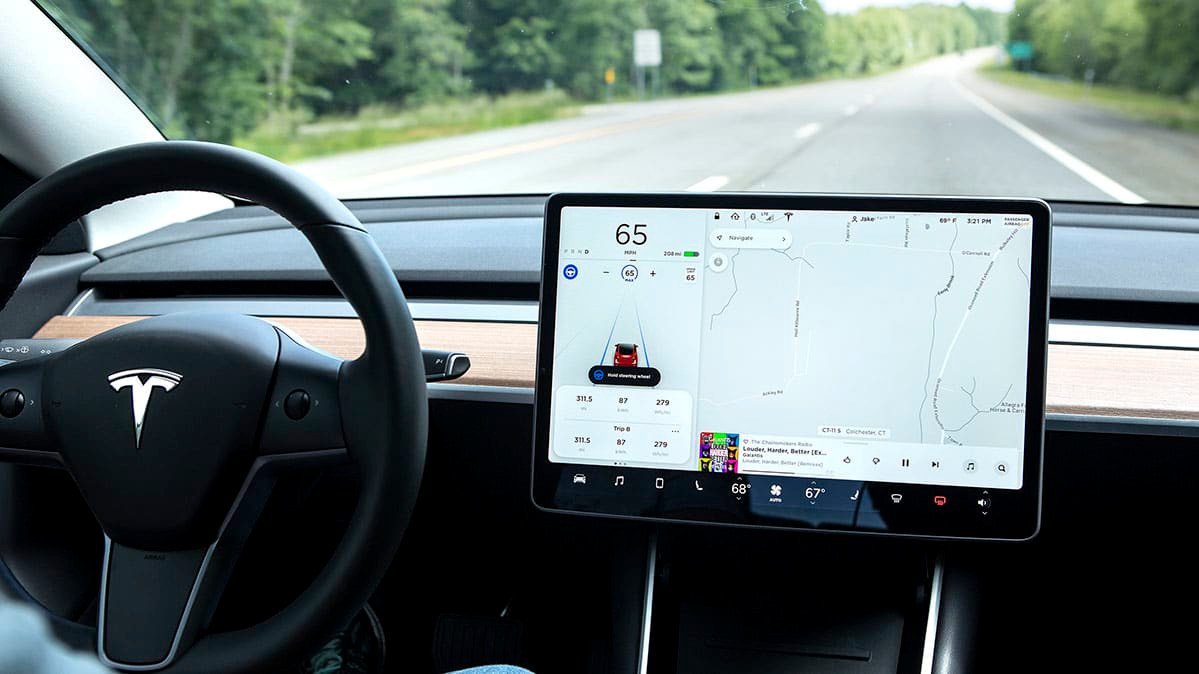 CDRInfo_com's tweet image. Study Highlights Driver Confusion About Tesla&apos;s Autopilot System  #teslaautopilotissues  #Tesla

cdrinfo.com/d7/content/stu…