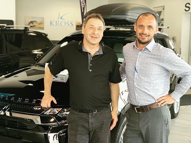 We’ve partnered up with SkyFire Energy on an event tomorrow from 2-7 at 4038A 7 ST SE. These two gentleman, will be on site doing test drives of our PHEV electric vehicles. Delicious BBQ will also be available 🚗🌄
•
•
•
•
#bowmitsu #phev #outlande… bit.ly/2ZzADbr