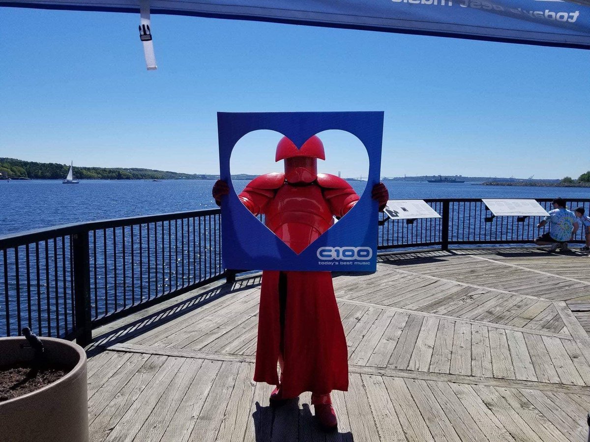501stSPD's tweet photo. Guard, overlooking his lobster home, spies a Canadian Navy Frigate!

TR-90690 on troop at Walk to Cure Diabetes Fundraiser - DeWolfe Park Bedford (Nova Scotia) on June 15th 2019.

📸: Atlantic Garrison

#SovereignProtectors
#AtlanticGarrison
#501stLegion
#BadGuysDoingGood https://t.co/Mwdp2IgptU
