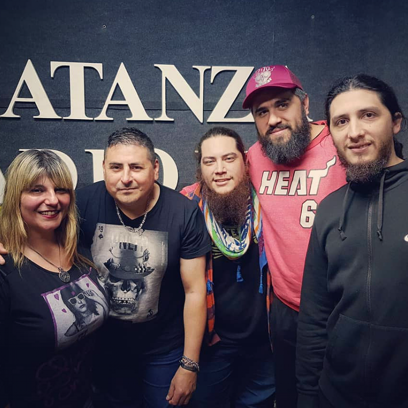 Gracias a La Tana y Roli de #Vesrock por recibirnos en <a href="/matanzaradionet/">Matanza RadioNet</a>! Un programón con un trato de lujo 👌

#1270mediatico #dondeestaelrock
