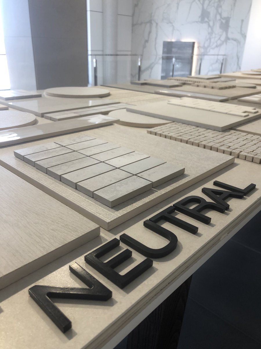 Espectacular showroom de <a href="/TauCeramica/">TAU Cerámica</a> 
🔝🔝🔝🔝🔝🔝🔝
#TileOfSpain 
#diseño 
#CeramicTile 
#ilovemyjob