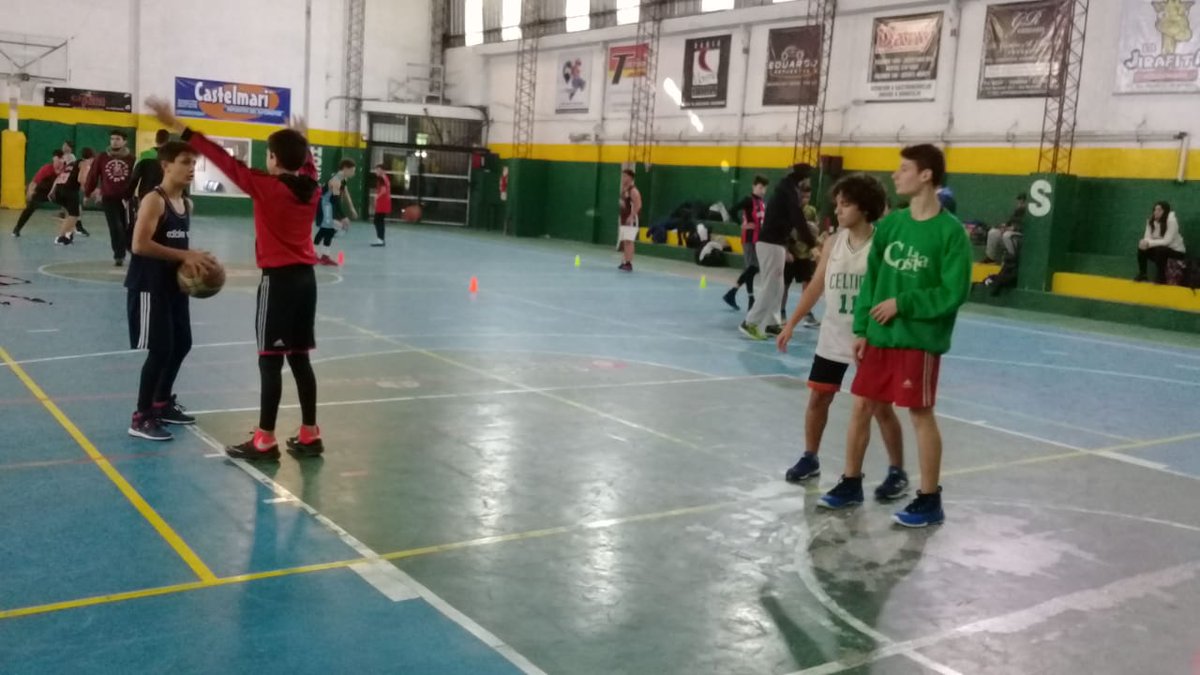 ABPCoficial's tweet photo. Hoy se llevó a cabo un nuevo entrenamiento con la selección zona centro. 🏀👌🏼

Gracias a los profes: 
- Cris Colman.
- Cris Temes.
- Guido Francisco Cila. https://t.co/ggGKAH7gLF