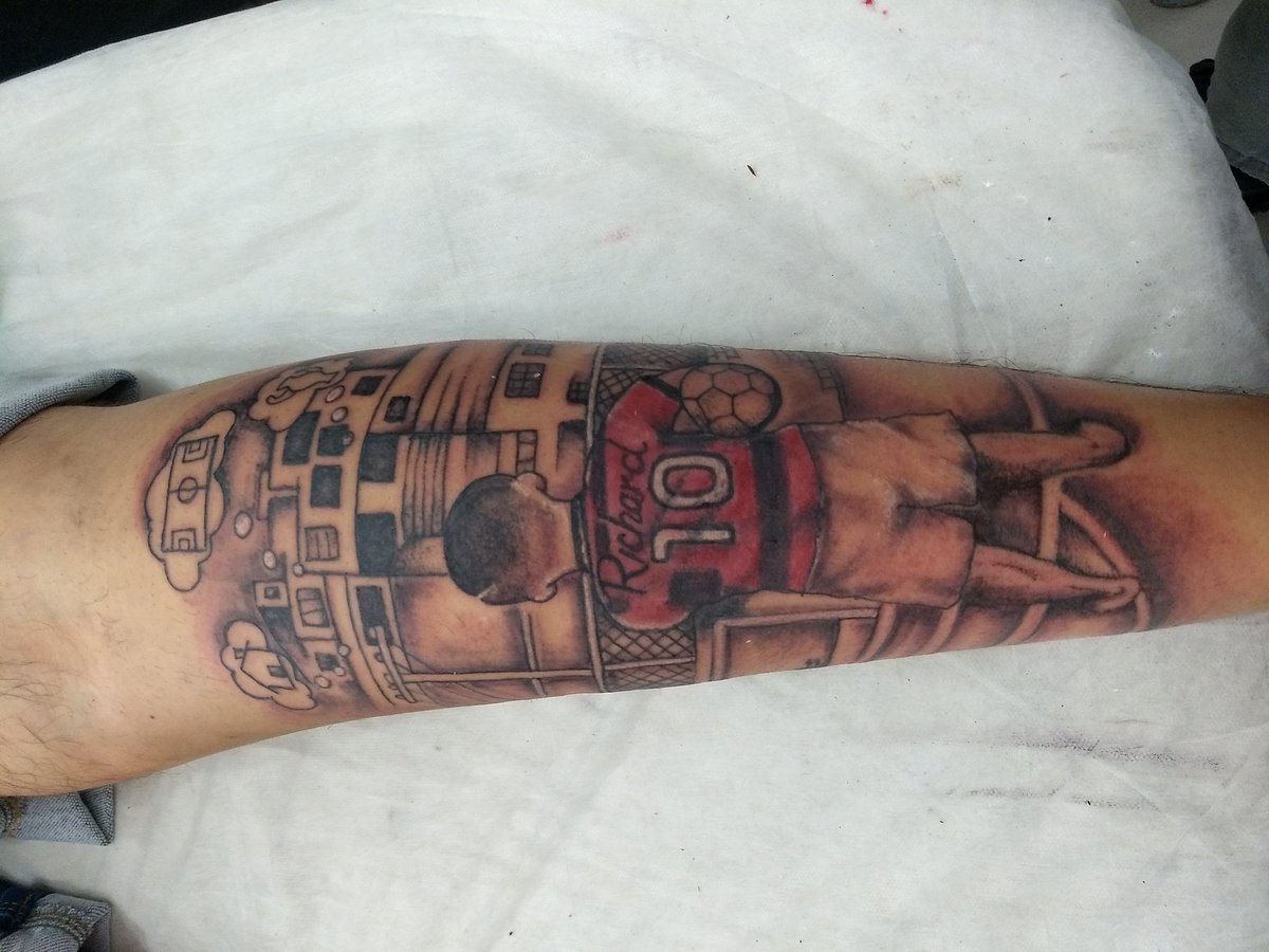 DELGADO56812706's tweet photo. Trabalho de ontem!!!
#meninodafavela
#clienteamigo
#orientetattooestudio
ZAP 21-966203301 DELGADO https://t.co/vEdmKgJ2xk