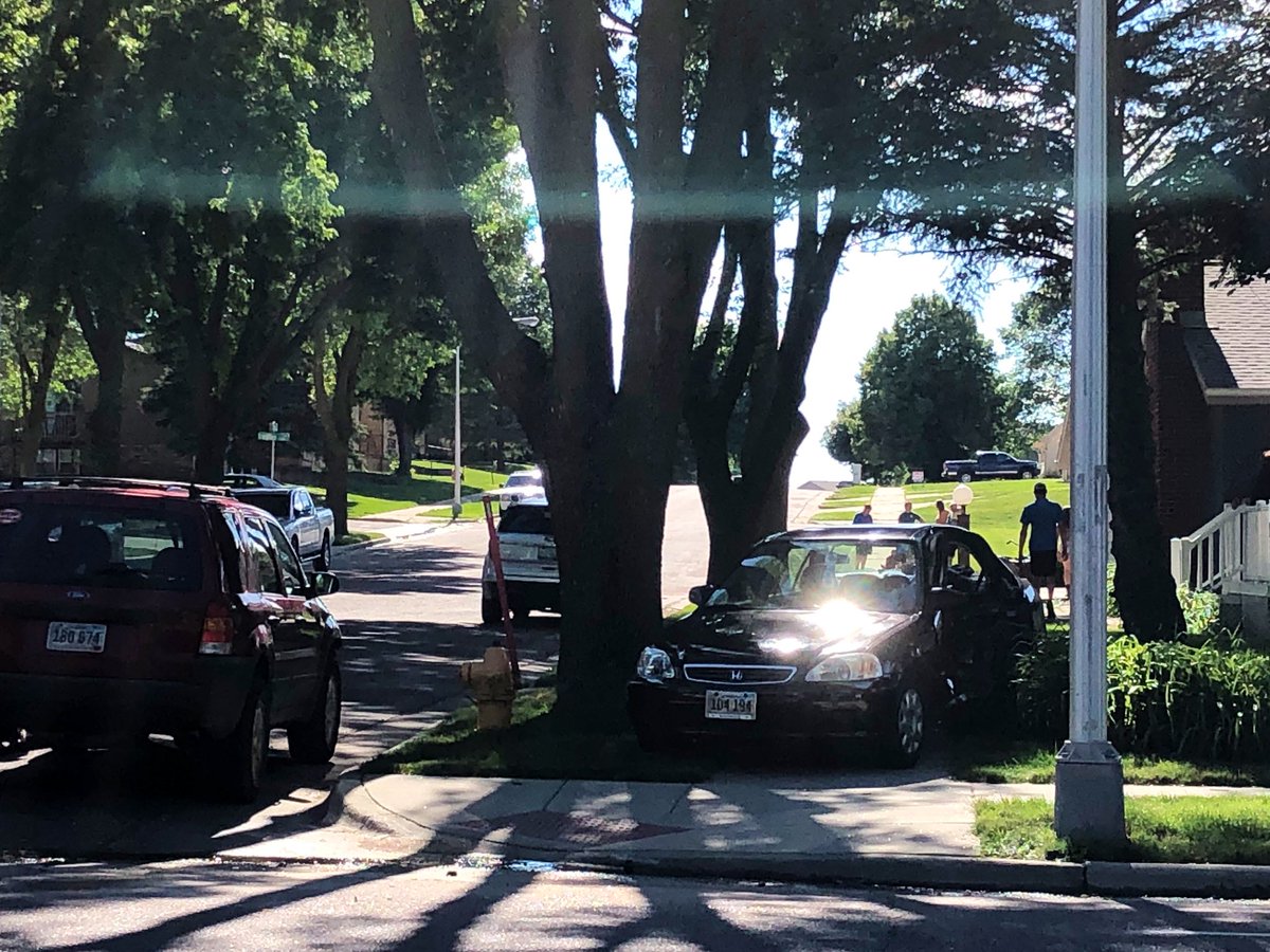 Argus911's tweet photo. Scene at 28th Street and Bahnson. Fire and ambulance are no longer on scene. One person was transported to the hospital. https://t.co/WkIexqKc8Z