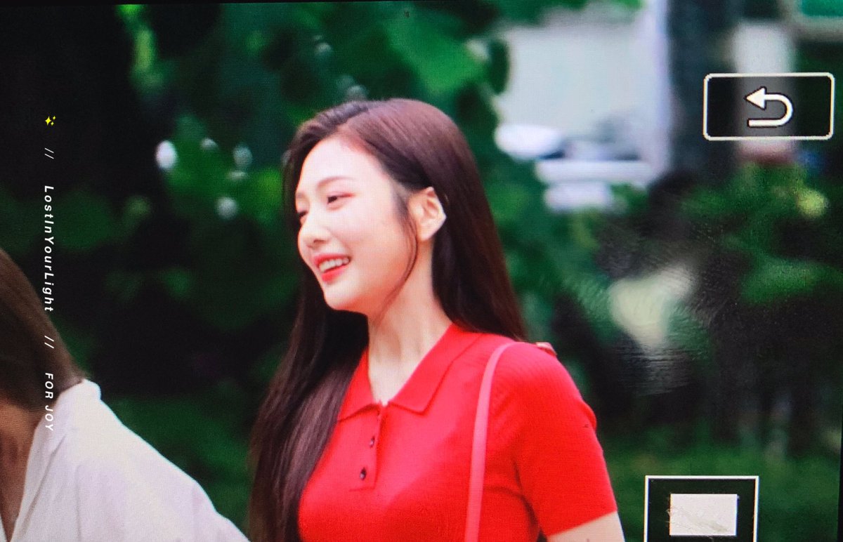 LIYL0903's tweet photo. 190621 뮤직뱅크
 #조이 #Joy #박수영 #레드벨벳⁠ ⁠⁠ #RedVelvet⁠ ⁠⁠ ⁠⁠ ⁠⁠ ⁠⁠ ⁠⁠ ⁠ https://t.co/tSXBMvOx4Q