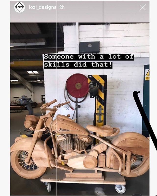 I’m stumped. @indianmotorcycle new model. Wood you believe it. 🤦‍♂️🤔
.
.
.
.

#dadjokes #indianmotorcycle #woodworking #art 📸via @lozi_designs bit.ly/2IxbzfP