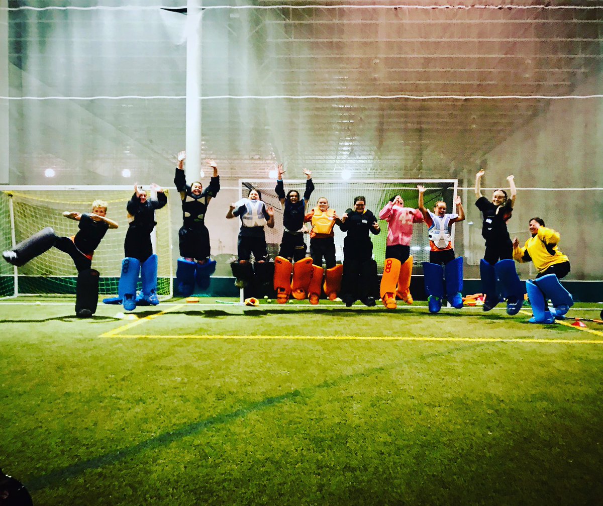First B⭐️ clinic in Ohio. Thank you keepers for bringing it and reppin’ the entire state of Ohio😬💪🏼🙌🏼😄Thank you <a href="/FrontierFH/">Frontier FH</a> for hosting🙌🏼 #fieldhockey