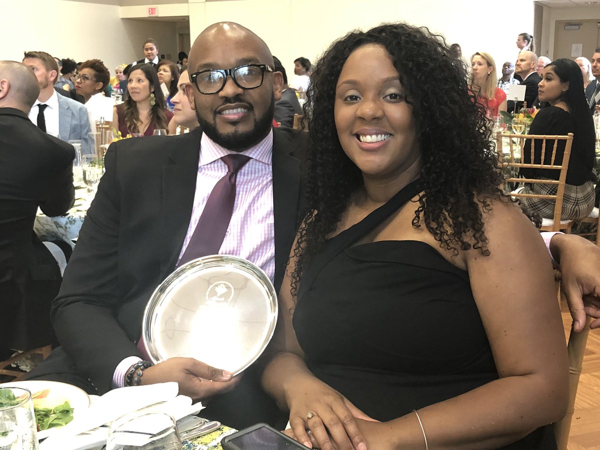 dchrDC's tweet photo. Congrats to our Imhotep Newsome, Language Access Program Manager of @DCPoliceDept on his #CafritzAward! #MakingADistrictDifference #DCGovCareers https://t.co/rUV6L1KFYv