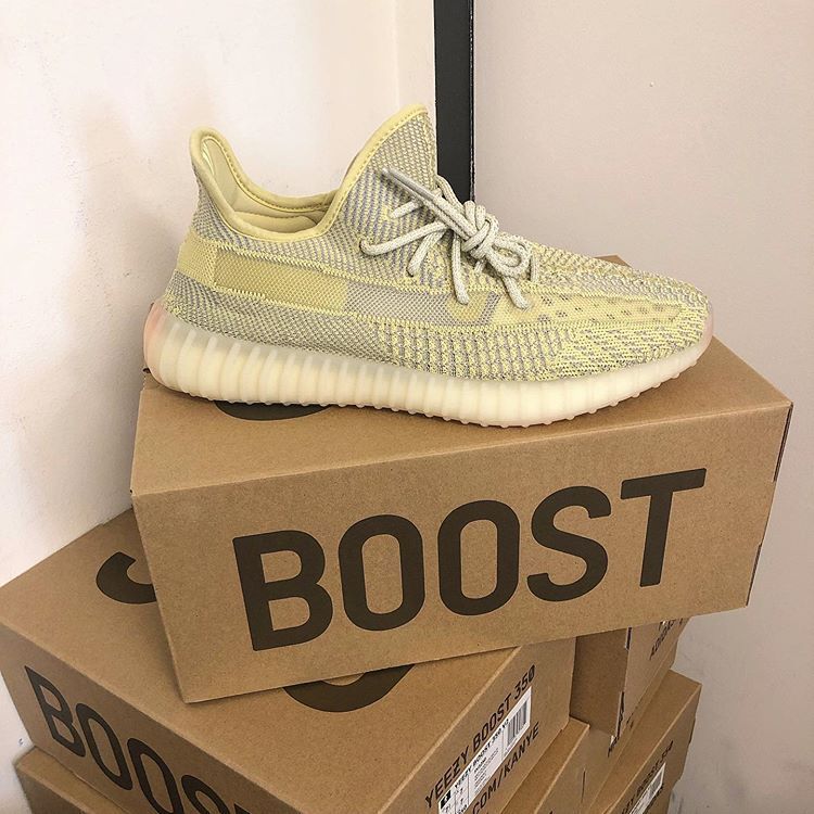 YEEZY BOOST 350 V2 STATIC REVIEW SIZING FOR