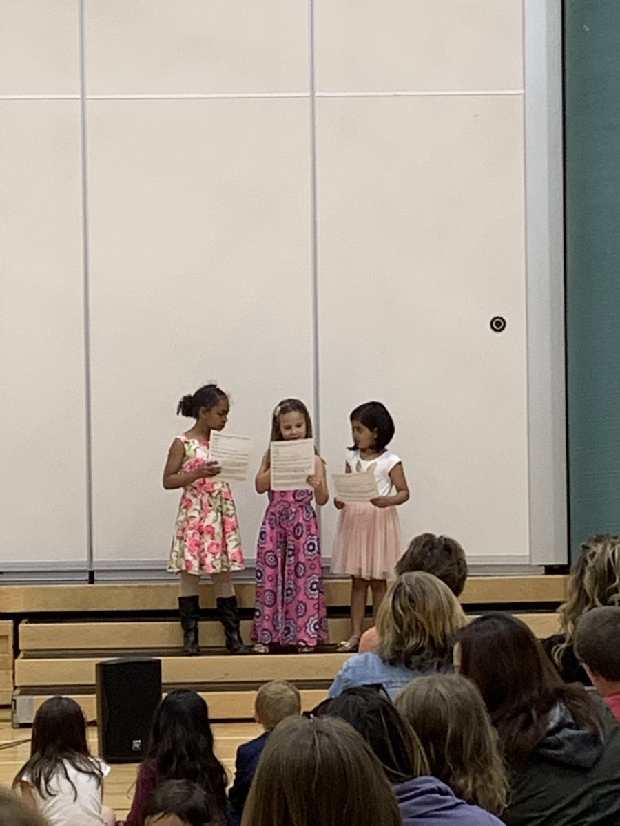 Kristina Rentz tweet media