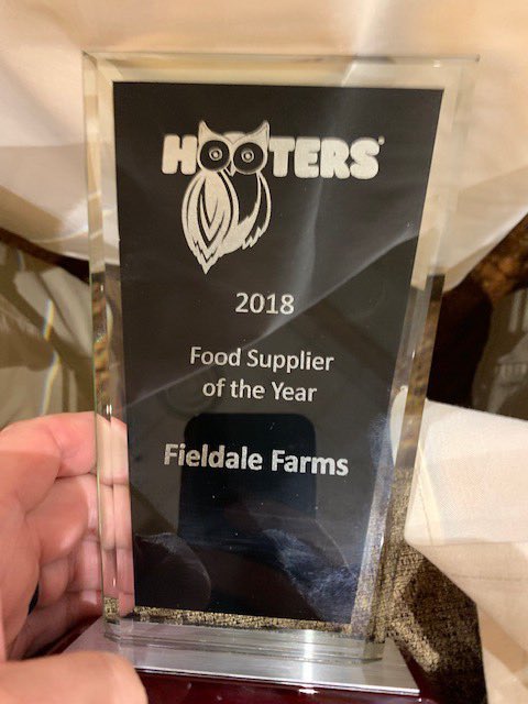 AutoPressPod's tweet photo. Talk about making @kirchjp happy.... our friends from Springer Mountain Chicken earning this award!!!! Little did J.P. know all the chicken wings he ate across the country came from Gainesville...... #poultrycapital #gvegas https://t.co/vevTLPq9Gk