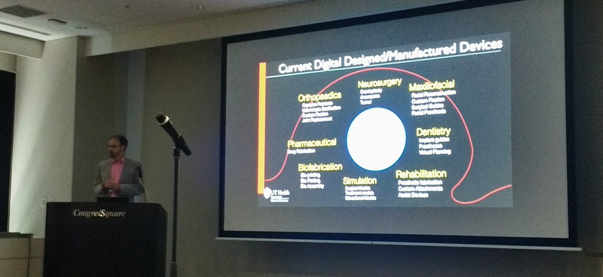 Robert Taft kicking off the final session of the day. The future of digital technologies in medicine.