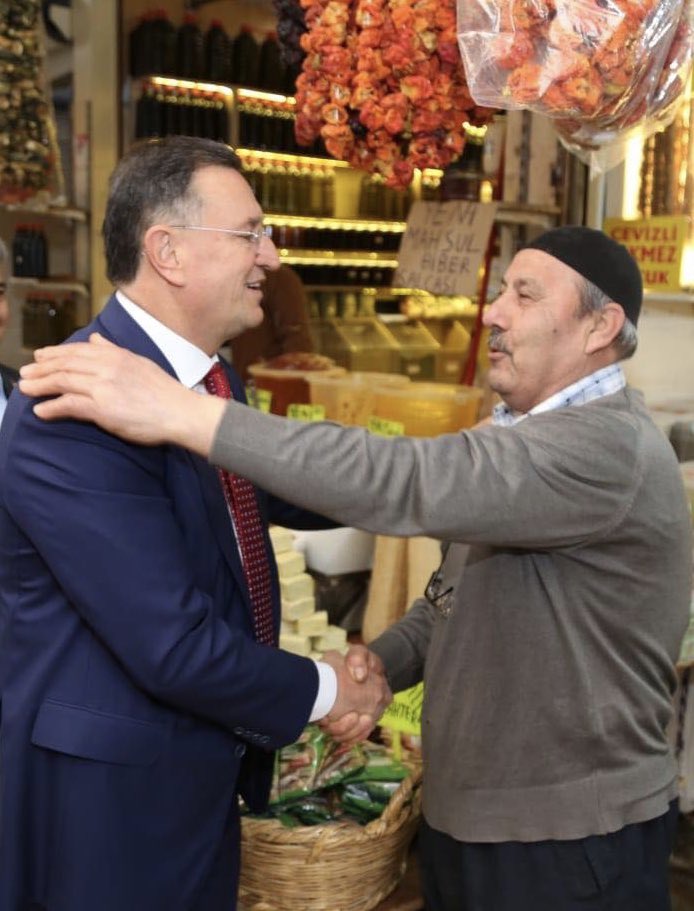 Lütfü Savaş