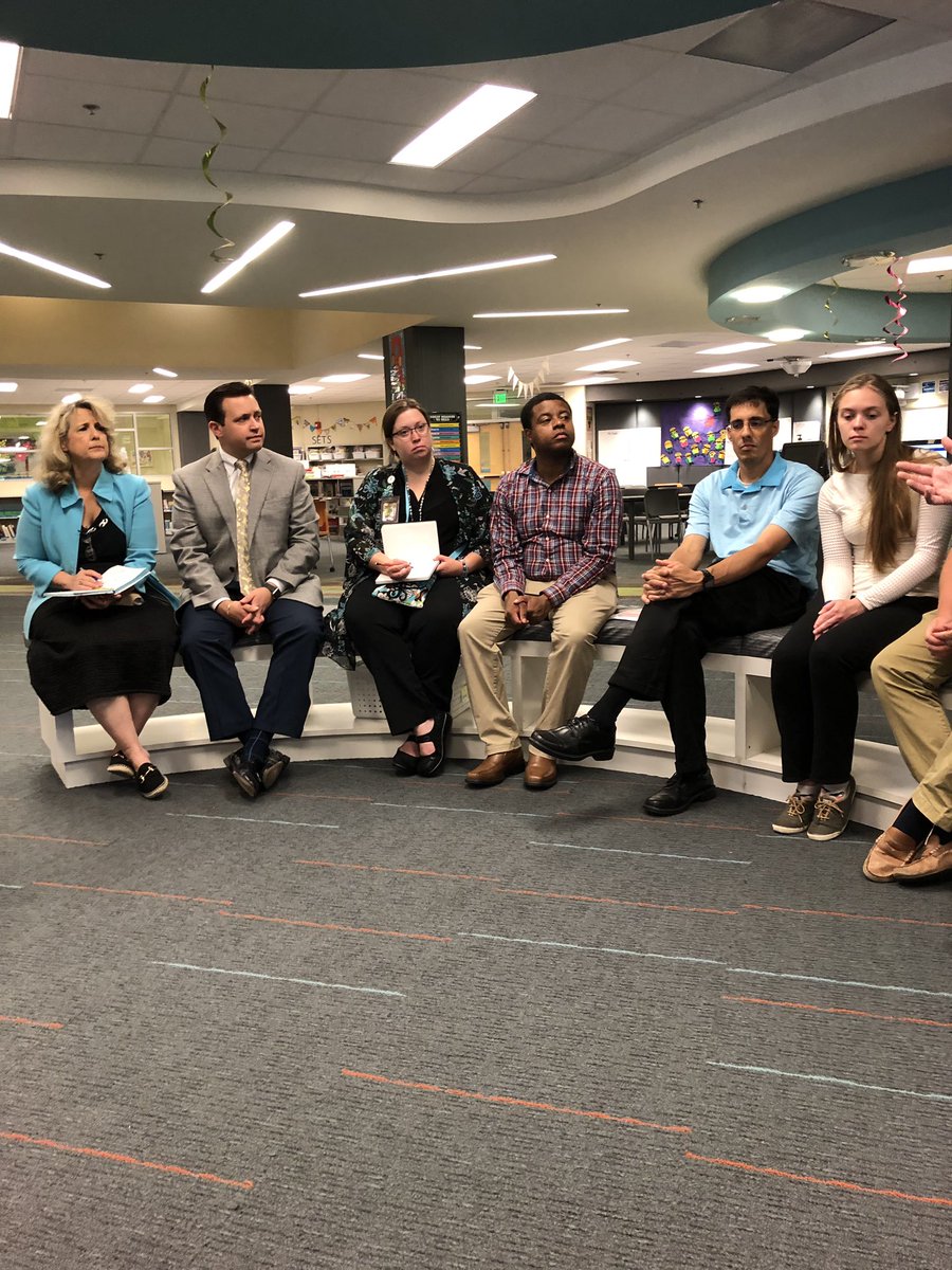 Honored to participate in the Tuscaloosa Summer Open House.  Inspired by the kids in the “I Dream Big” program at Tuscaloosa Magnet School and the Summer Learning Academy at University Place Elementary <a href="/TCSBoardofEd/">T🍏S Board of Ed</a> <a href="/UA_Educator/">UA Educator</a> <a href="/UAELPTS/">UA ELPTS</a> <a href="/frankielaanan/">Frankie Santos Laanan</a> <a href="/Ekwilson_bama/">Ek Wilson </a>