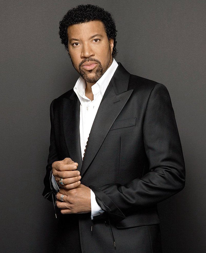 Happy Birthday to Lionel Richie ! 