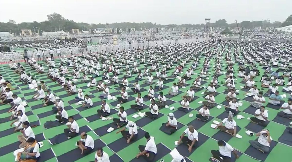 BJP4India's tweet photo. Prime Minister Shri @narendramodi performs yoga at Prabhat Tara ground in Ranchi on  #YogaDay2019 #InternationalDayofYoga https://t.co/DLLkmqxQWm