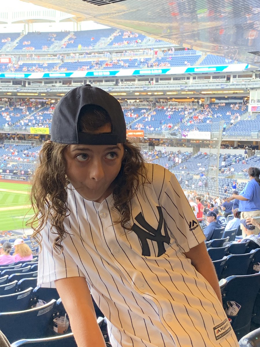 laurabird89's tweet photo. #ATTNYY https://t.co/brgqYde3G7