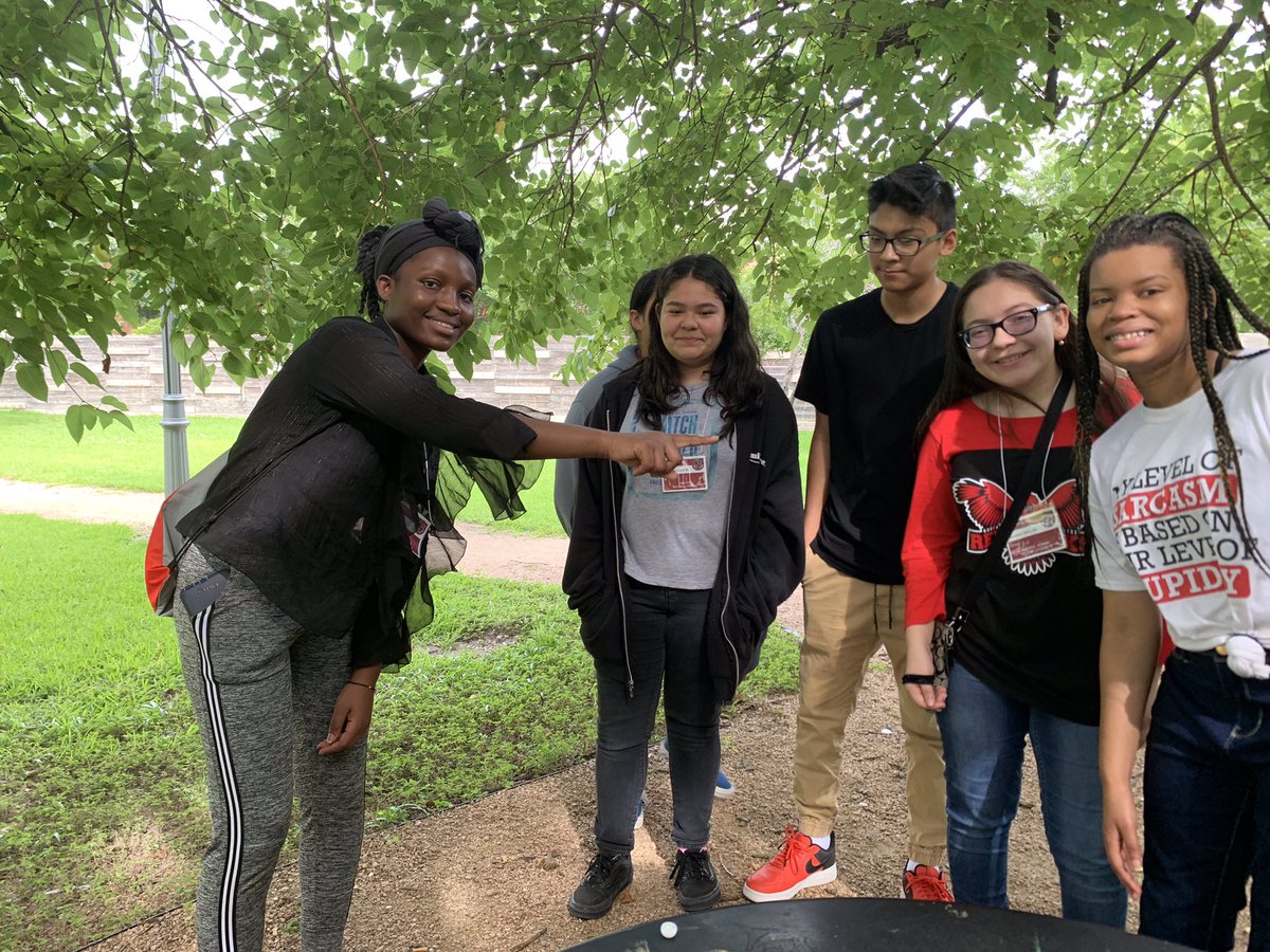 NHECHS_NHS's tweet photo. Fish camp was a success. Thank you to all the volunteers for coming out. #Classof2023 https://t.co/YRtC8hmVPk