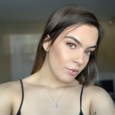 karleyfoster_'s tweet photo. #NewProfilePic https://t.co/9UsYxcOtTl