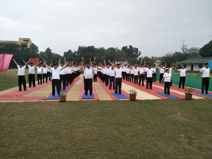 View image on Twitter